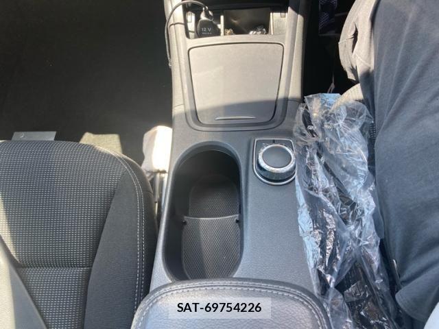 Mercedes Benz B-CLASS 2014-06 8354910-17