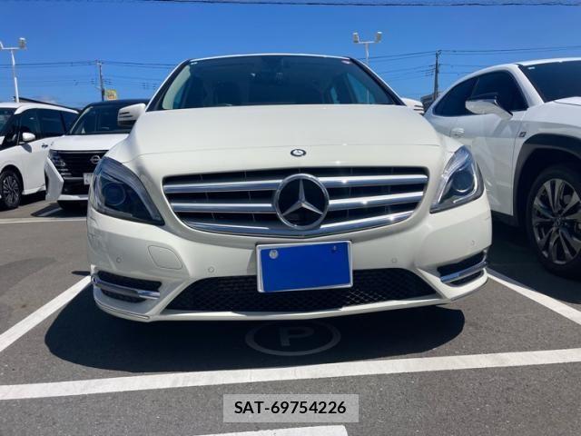Mercedes Benz B-CLASS 2014-06 8354910-1