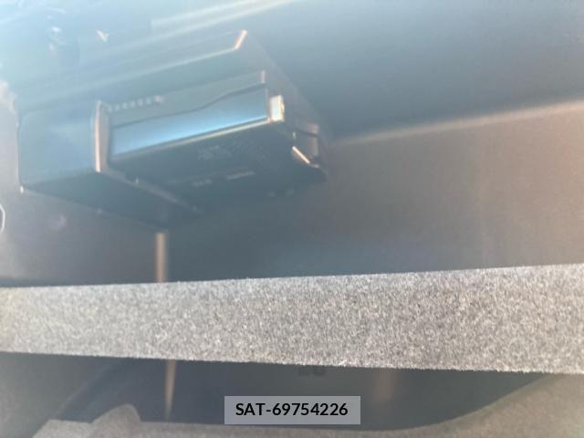 Mercedes Benz B-CLASS 2014-06 8354910-22