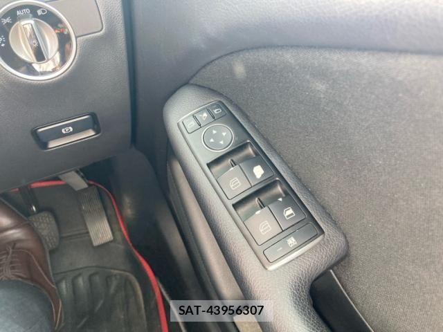 Mercedes Benz B-CLASS 2012-10 8366909-16