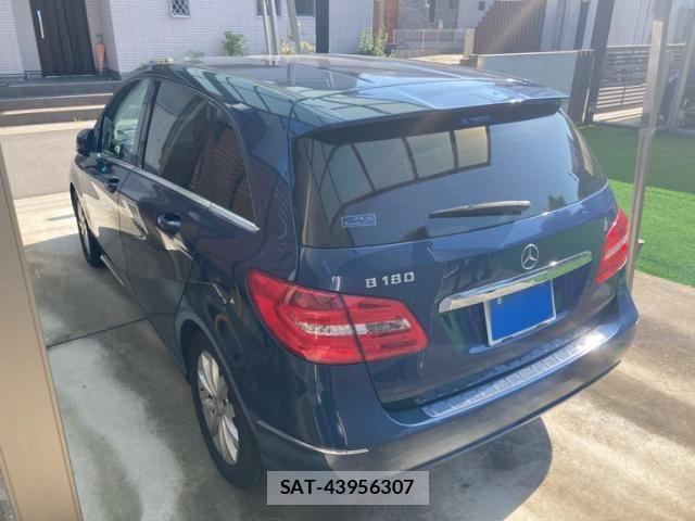 Mercedes Benz B-CLASS 2012-10 8366909-3