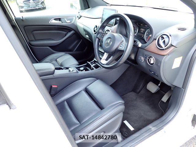 Mercedes Benz B-CLASS 2016-04 8413484-1