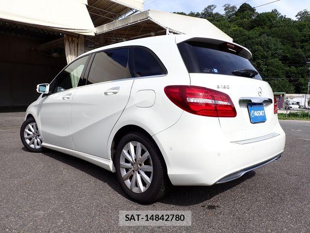Mercedes Benz B-CLASS 2016-04 8413484-2