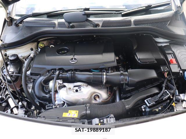 Mercedes Benz B-CLASS 2018-01 8413486-23