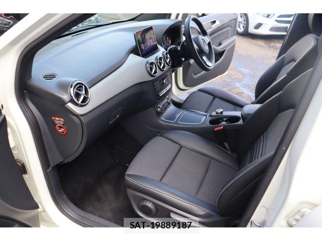 Mercedes Benz B-CLASS 2018-01 8413486-5