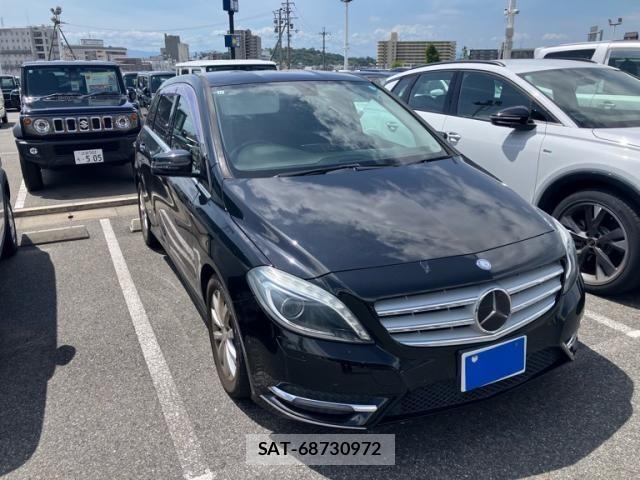Mercedes Benz B-CLASS 2013-10 8413494-1