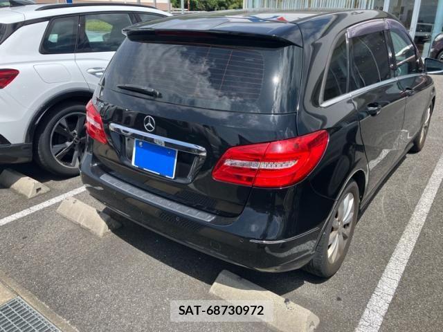 Mercedes Benz B-CLASS 2013-10 8413494-4