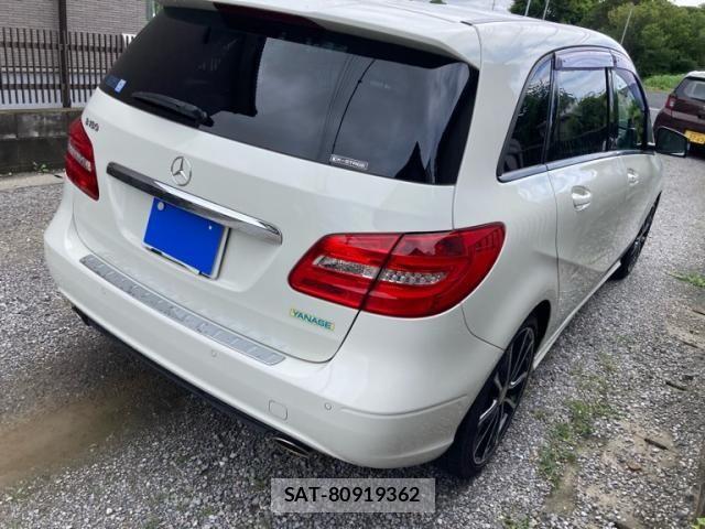 Mercedes Benz B-CLASS 2014-12 8413487-4