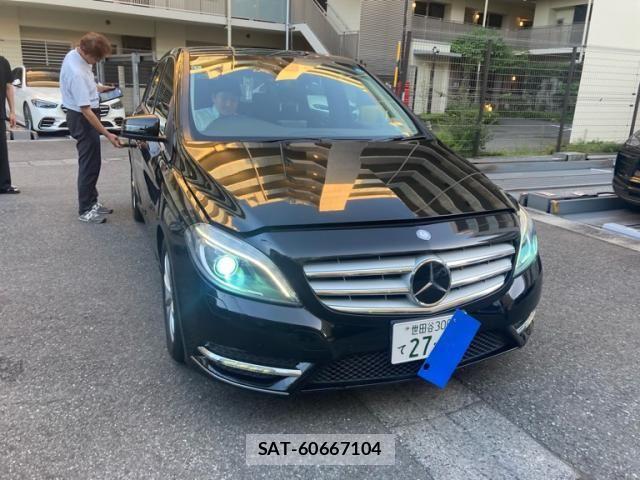 Mercedes Benz B-CLASS 2014-05 8413489-2