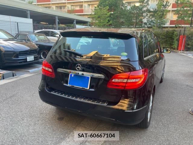 Mercedes Benz B-CLASS 2014-05 8413489-6