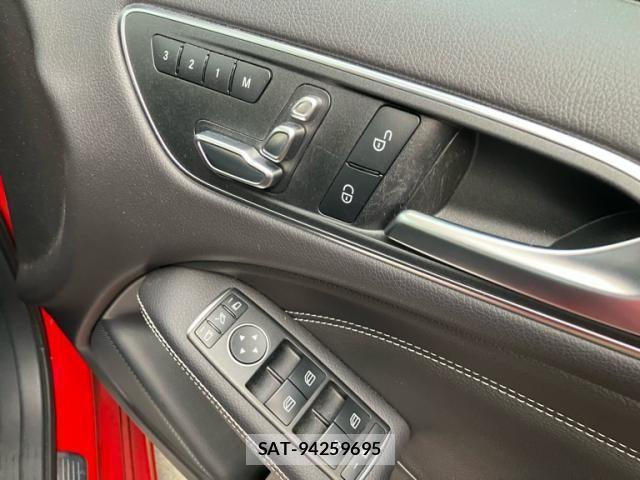 Mercedes Benz B-CLASS 2017-12 8413485-9