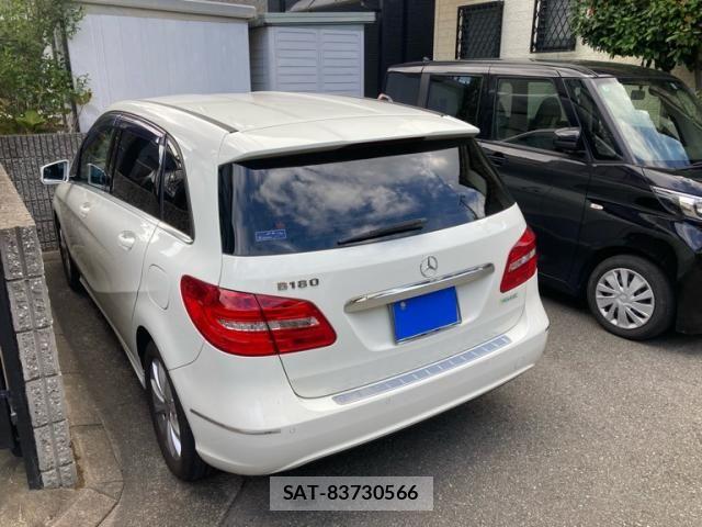 Mercedes Benz B-CLASS 2014-02 8485713-1