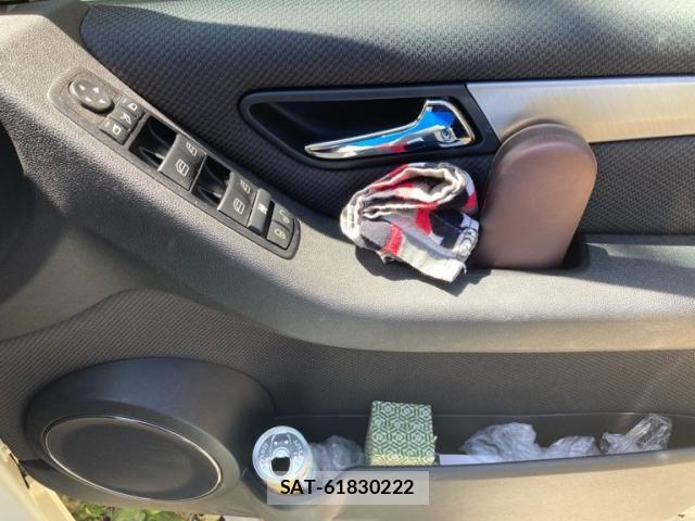 Mercedes Benz B-CLASS 2010-03 8485714-15
