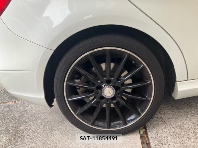 Mercedes Benz B-CLASS 2013-09 8562602-12