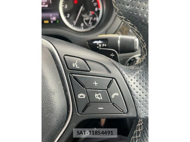 Mercedes Benz B-CLASS 2013-09 8562602-24