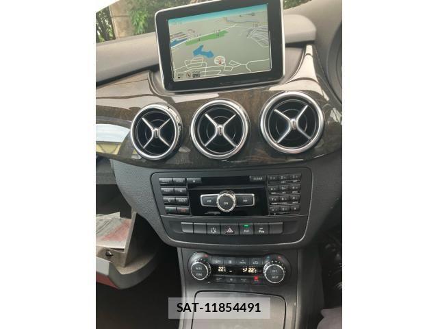 Mercedes Benz B-CLASS 2013-09 8562602-25