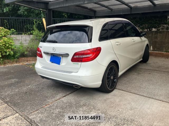 Mercedes Benz B-CLASS 2013-09 8562602-3