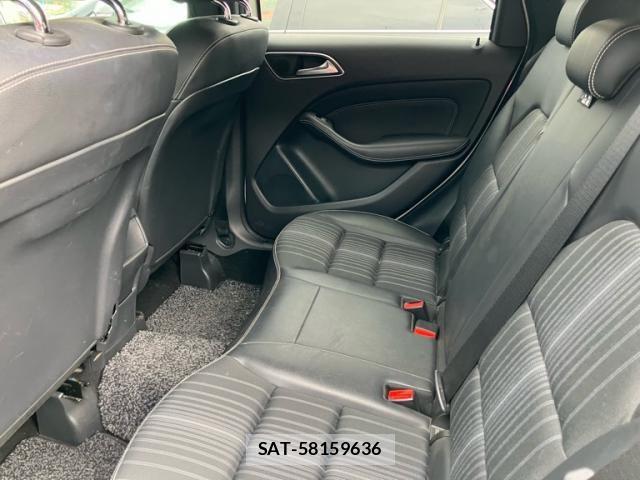 Mercedes Benz B-CLASS 2012-06 8627628-9