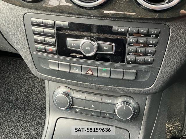 Mercedes Benz B-CLASS 2012-06 8627628-16