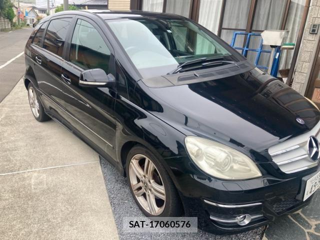 Mercedes Benz B-CLASS 2009-02 8627631-1