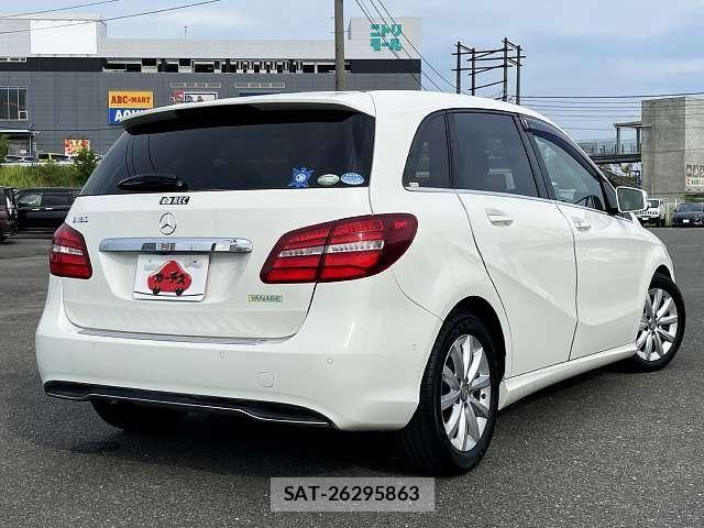 Mercedes Benz B-CLASS 2016-03 8660137-2