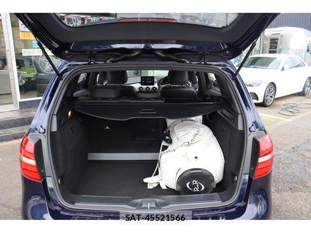 Mercedes Benz B-CLASS 2018-01 8660139-22