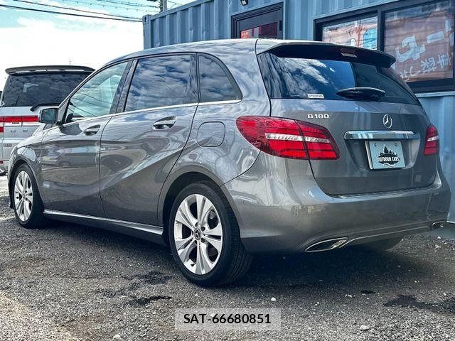 Mercedes Benz B-CLASS 2018-08 8660140-1