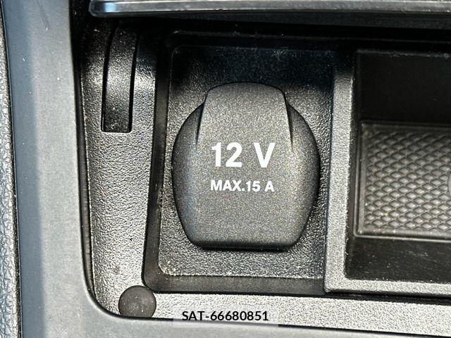 Mercedes Benz B-CLASS 2018-08 8660140-7