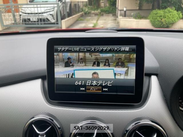 Mercedes Benz B-CLASS 2018-07 8660154-21