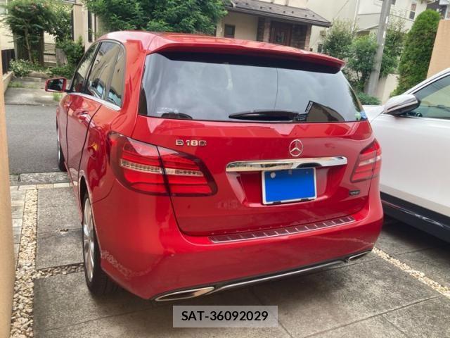 Mercedes Benz B-CLASS 2018-07 8660154-4