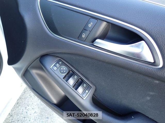Mercedes Benz B-CLASS 2013-09 8685920-17