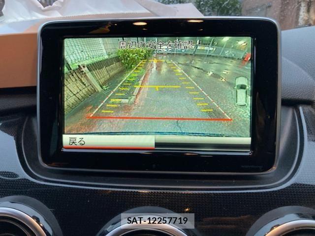 Mercedes Benz B-CLASS 2013-07 8743770-22