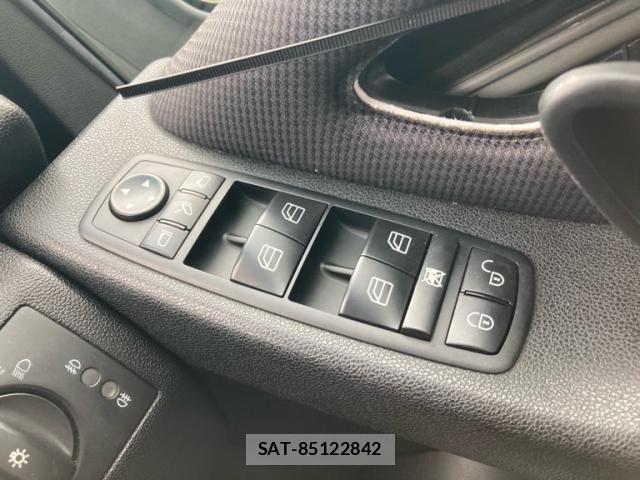 Mercedes Benz B-CLASS 2008-11 8743771-24