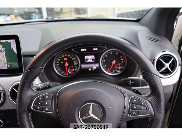 Mercedes Benz B-CLASS 2018-01 8743762-14