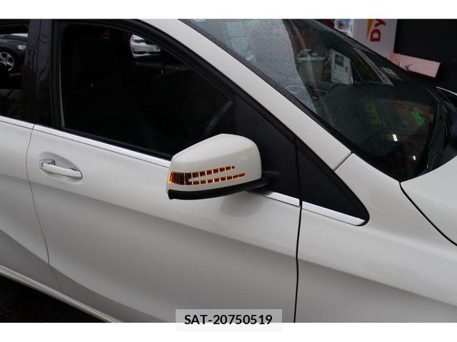 Mercedes Benz B-CLASS 2018-01 8743762-19