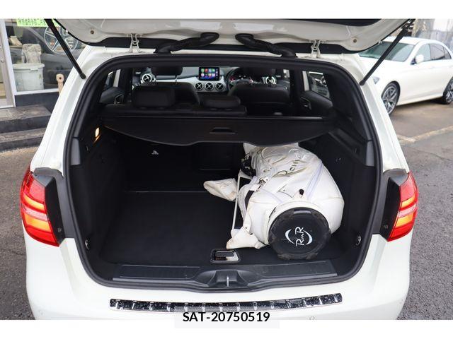 Mercedes Benz B-CLASS 2018-01 8743762-25