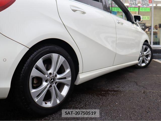 Mercedes Benz B-CLASS 2018-01 8743762-26
