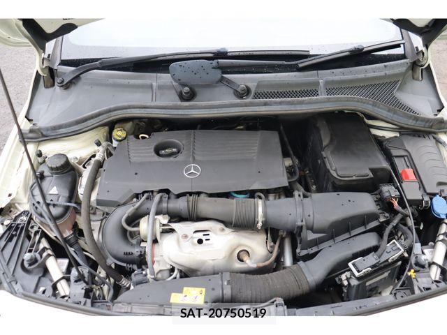 Mercedes Benz B-CLASS 2018-01 8743762-27