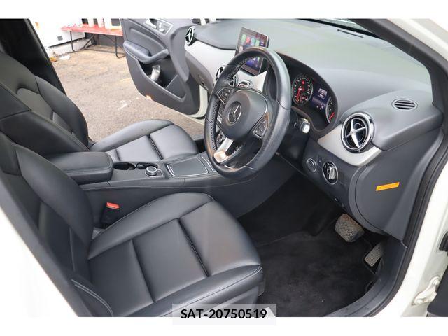 Mercedes Benz B-CLASS 2018-01 8743762-2