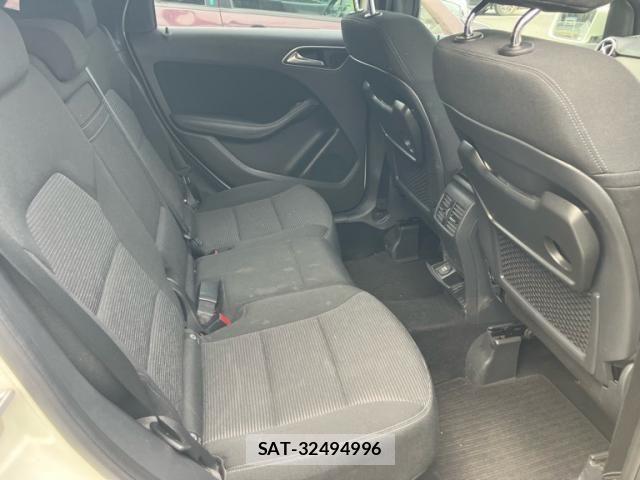 Mercedes Benz B-CLASS 2015-12 8796598-18
