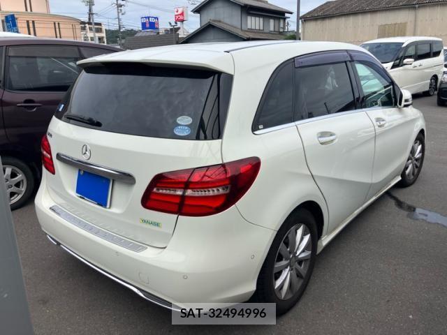 Mercedes Benz B-CLASS 2015-12 8796598-5