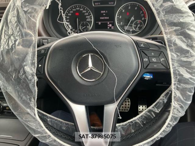 Mercedes Benz B-CLASS 2013-03 8796599-11
