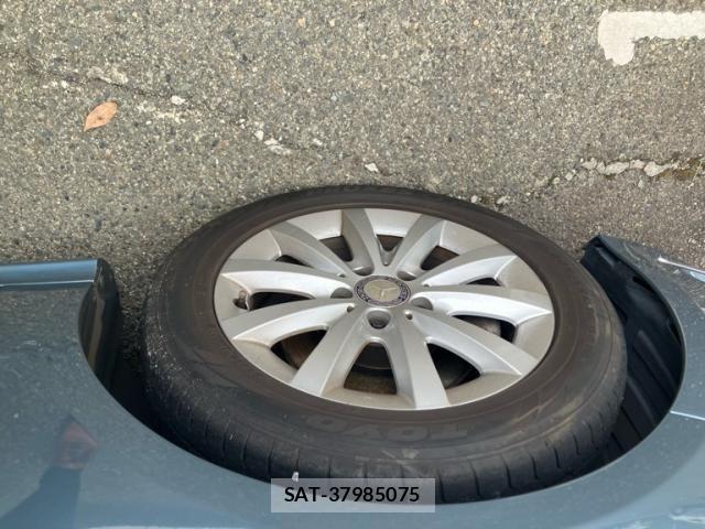 Mercedes Benz B-CLASS 2013-03 8796599-5