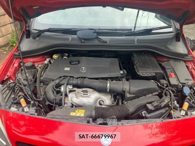 Mercedes Benz B-CLASS 2012-09 8830209-12