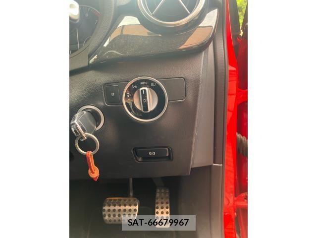 Mercedes Benz B-CLASS 2012-09 8830209-17