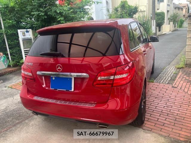 Mercedes Benz B-CLASS 2012-09 8830209-3