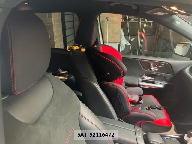 Mercedes Benz B-CLASS 2019-07 8849746-15