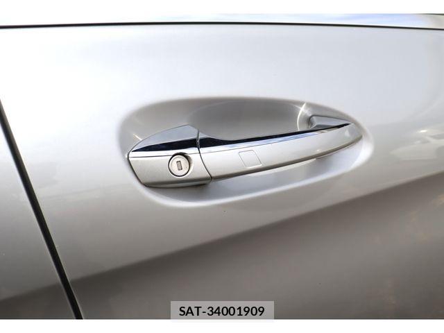 Mercedes Benz B-CLASS 2018-01 8871413-18