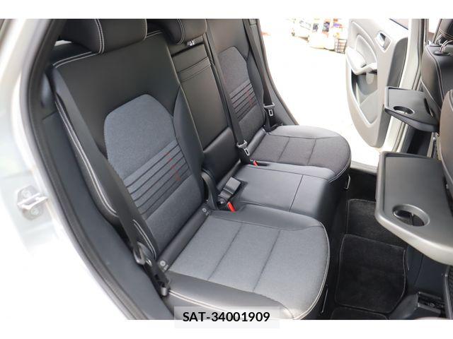 Mercedes Benz B-CLASS 2018-01 8871413-3