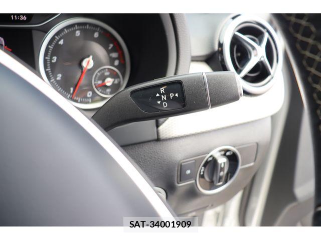 Mercedes Benz B-CLASS 2018-01 8871413-6